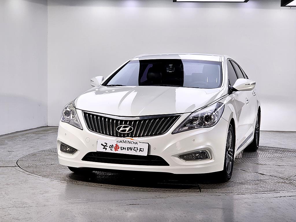 HYUNDAI Grandeur - Vista 2