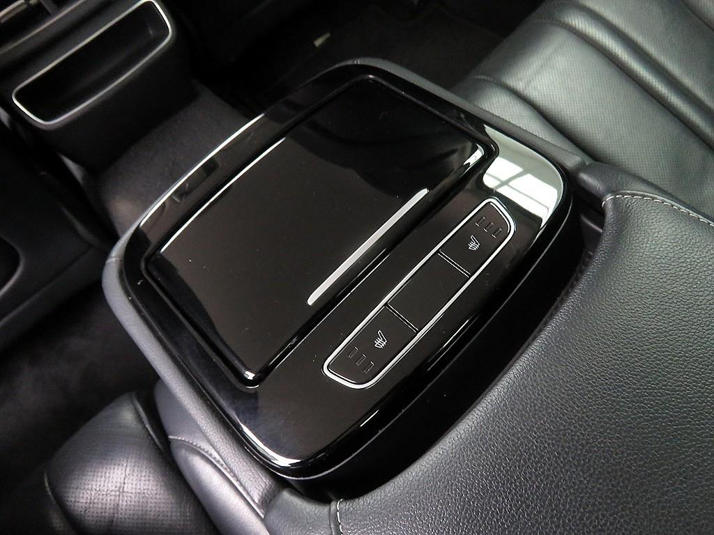 Genesis G80 - Vista 9