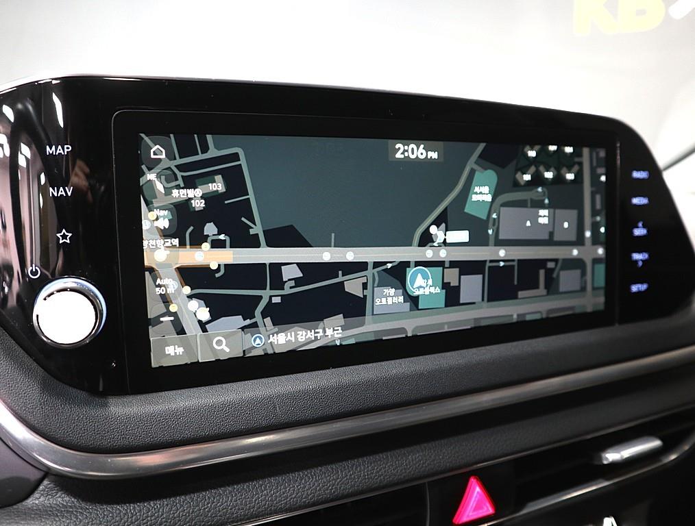 HYUNDAI Sonata - Vista 11