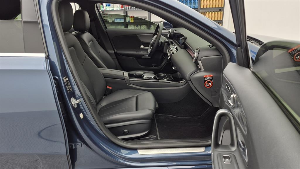 Mercedes Benz A Class 2022 Azul - Importación desde Corea - HF Imports Iquique - Foto 16