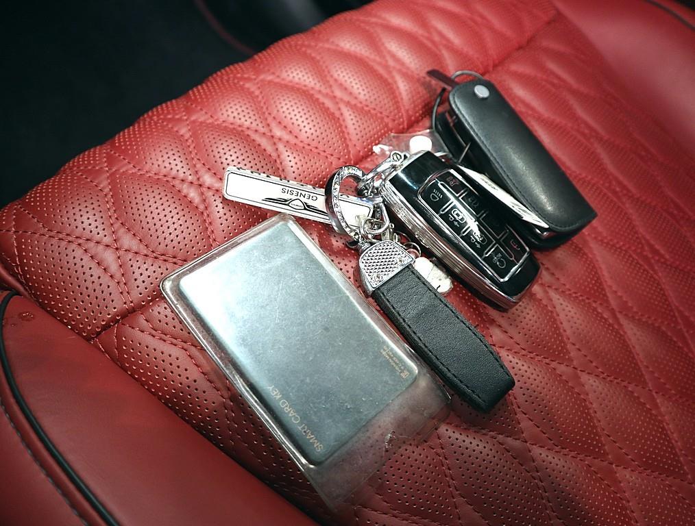 Genesis GV70 2021 Negro - Importación desde Corea - HF Imports Iquique - Foto 14