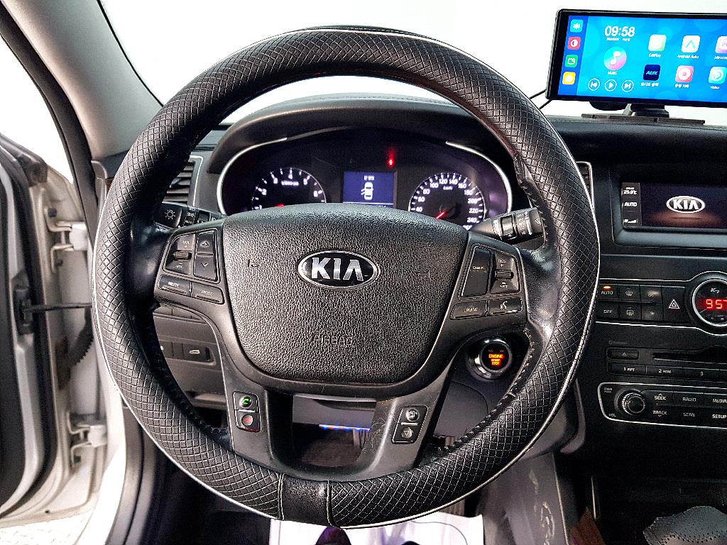 KIA K7 - Vista 12