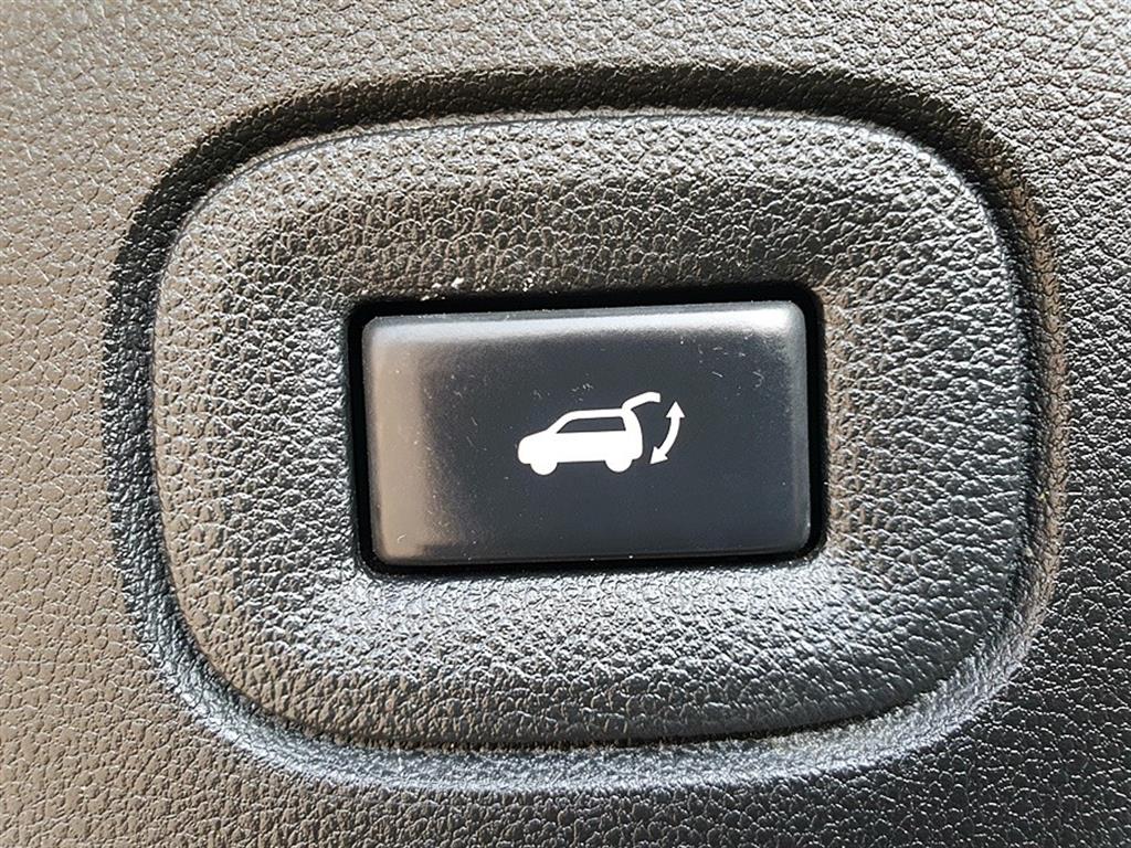 SAMSUNG QM6 2020 Blanco - Importación desde Corea - HF Imports Iquique - Foto 16