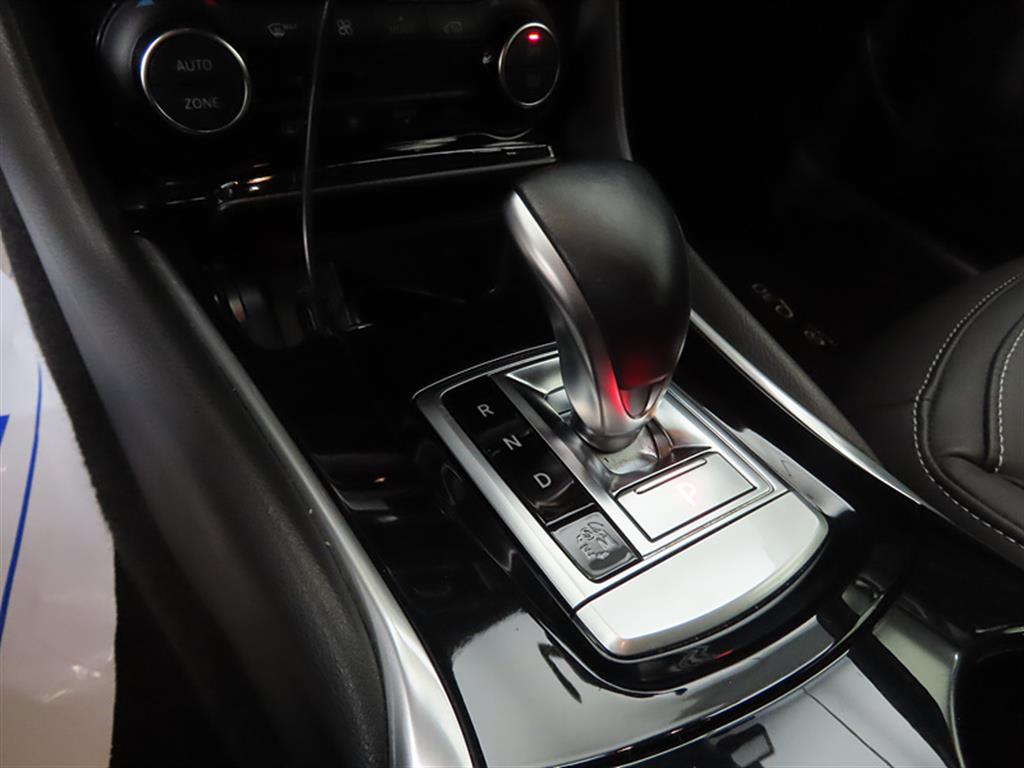 Infiniti Q - Vista 11