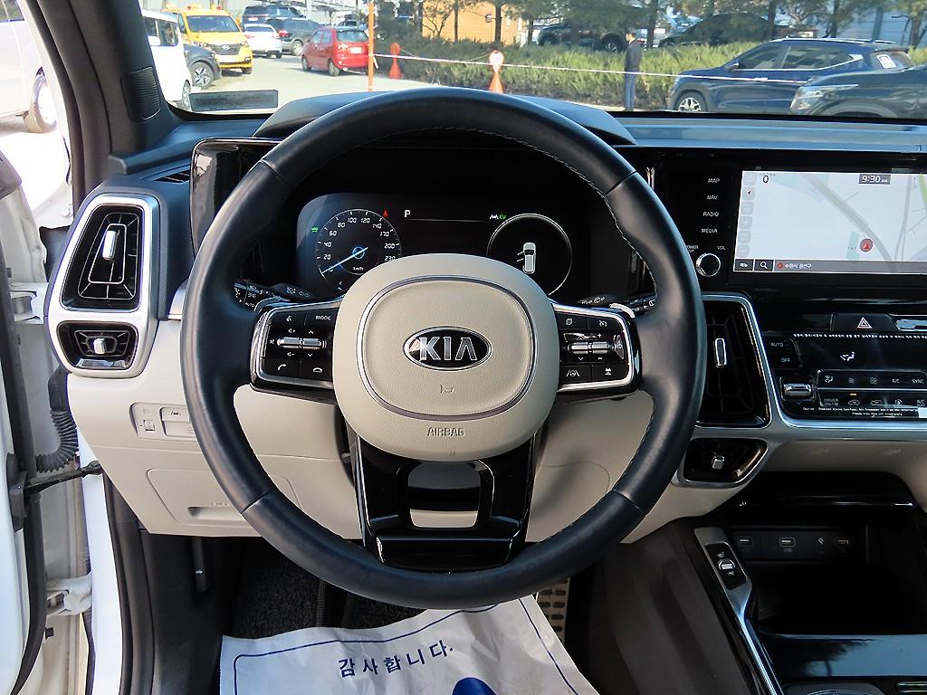 KIA Sorento - Vista 8