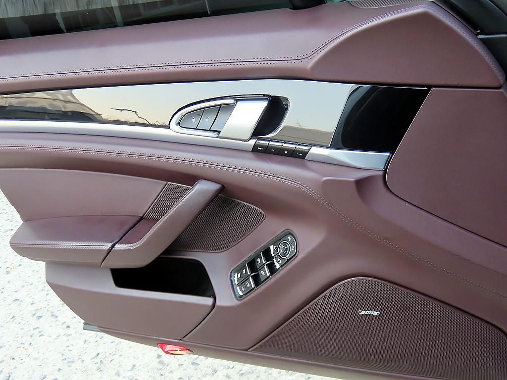 Porsche Panamera - Vista 11