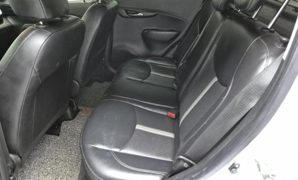 Chevrolet Spark - Vista 12