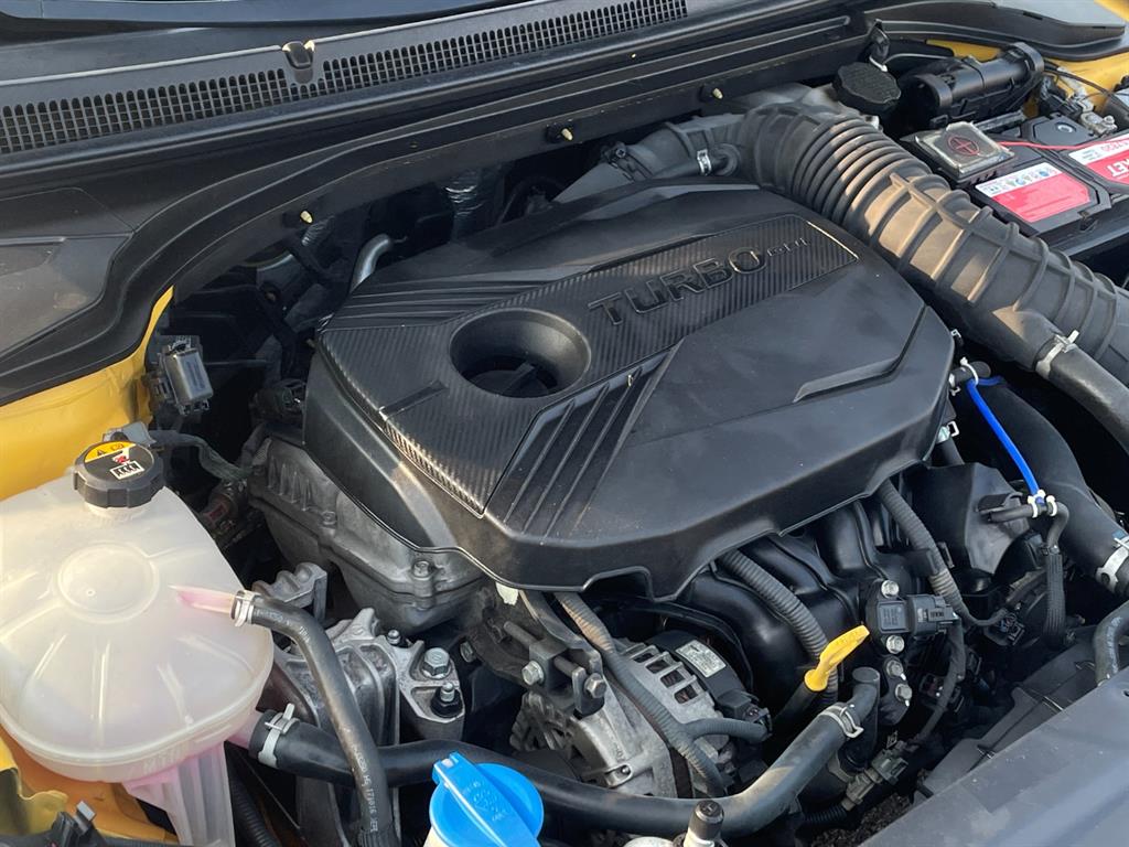 HYUNDAI Veloster 2018 Blanco - Importación desde Corea - HF Imports Iquique - Foto 19