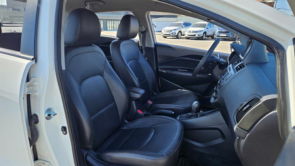 KIA Pride - Vista 10