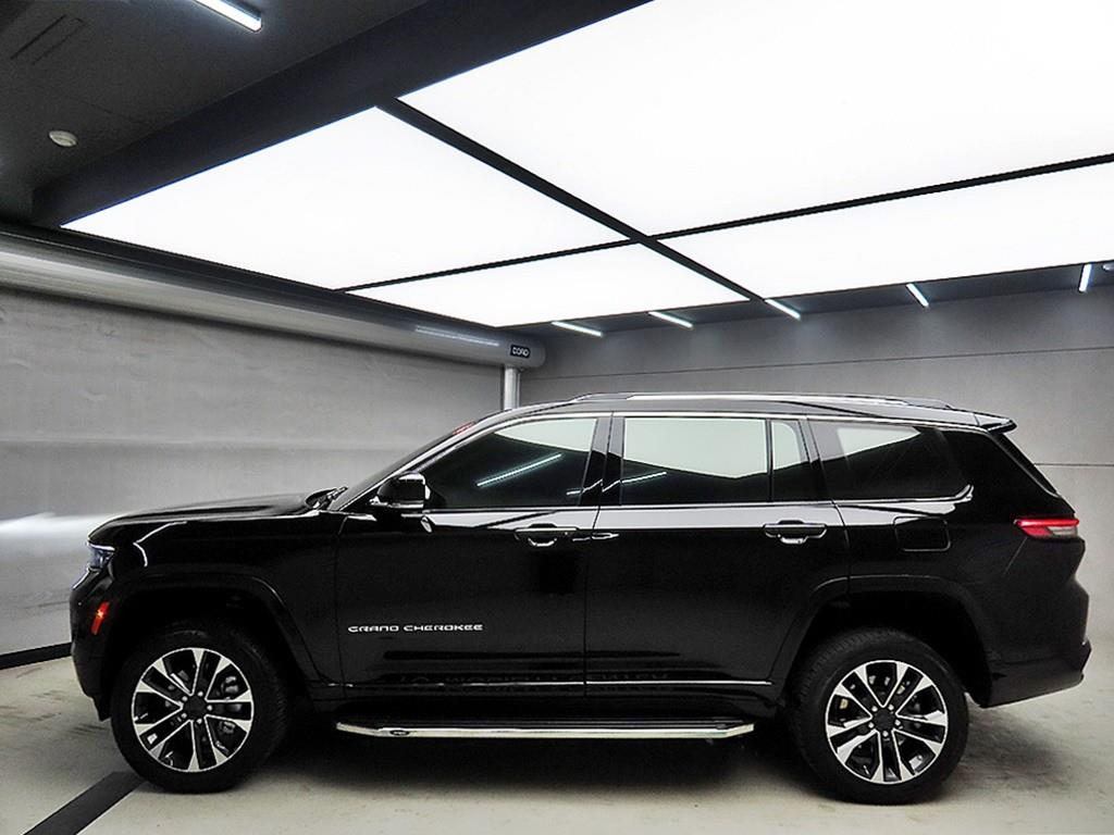 Jeep Cherokee - Vista 4