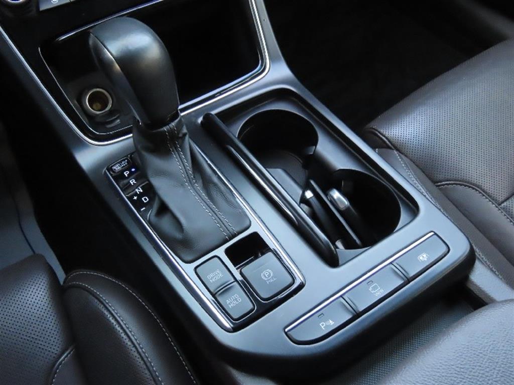 HYUNDAI Grandeur - Vista 11