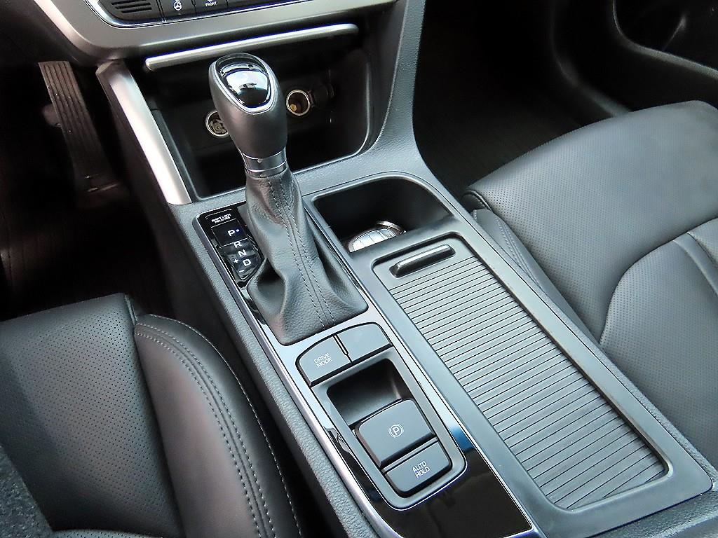 HYUNDAI Sonata - Vista 10