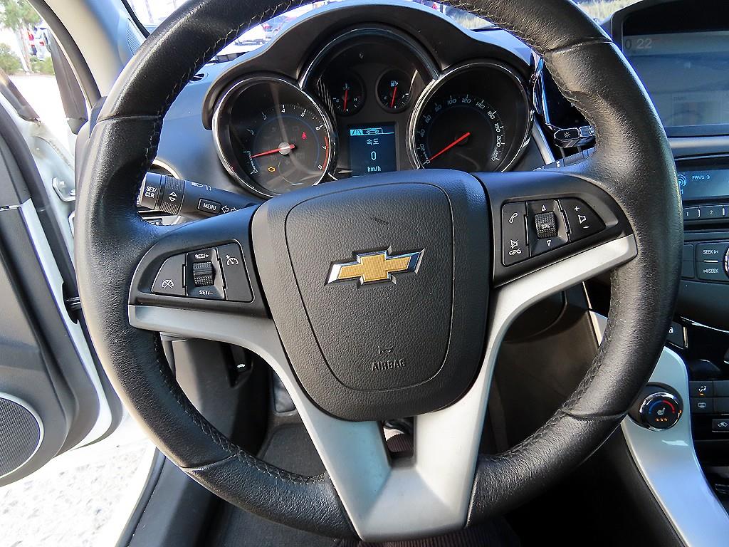 Chevrolet Cruise - Vista 8