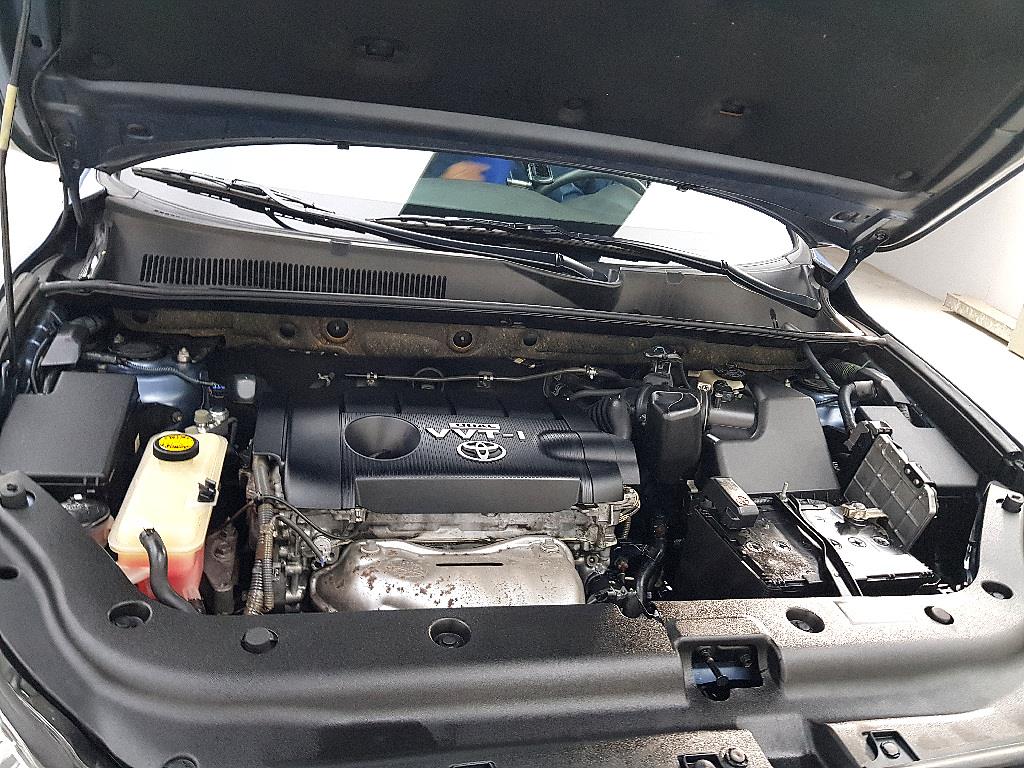 Toyota RAV4 - Vista 6