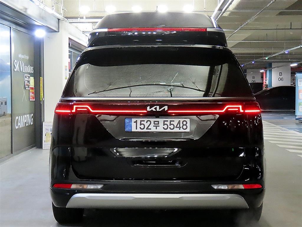 KIA Carnival - Vista 5