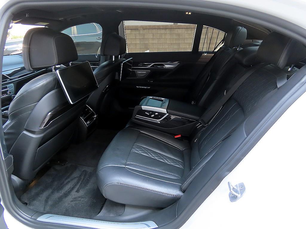 BMW 7 Series - Vista 6