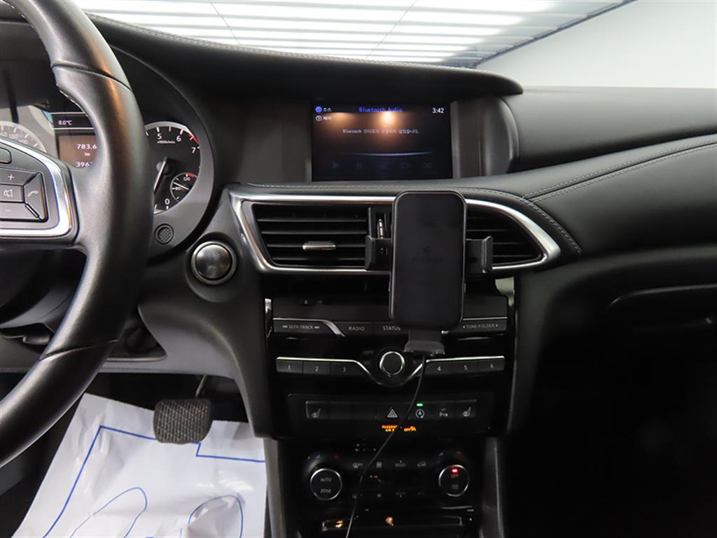 Infiniti Q - Vista 12