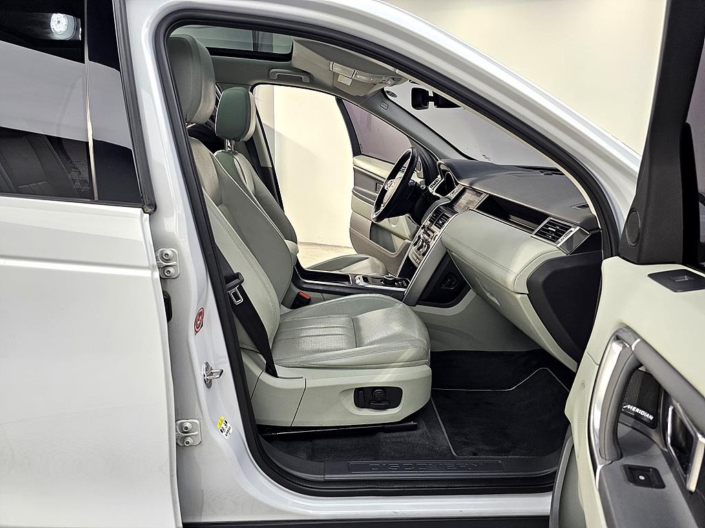 Land Rover Discovery Sports - Vista 11