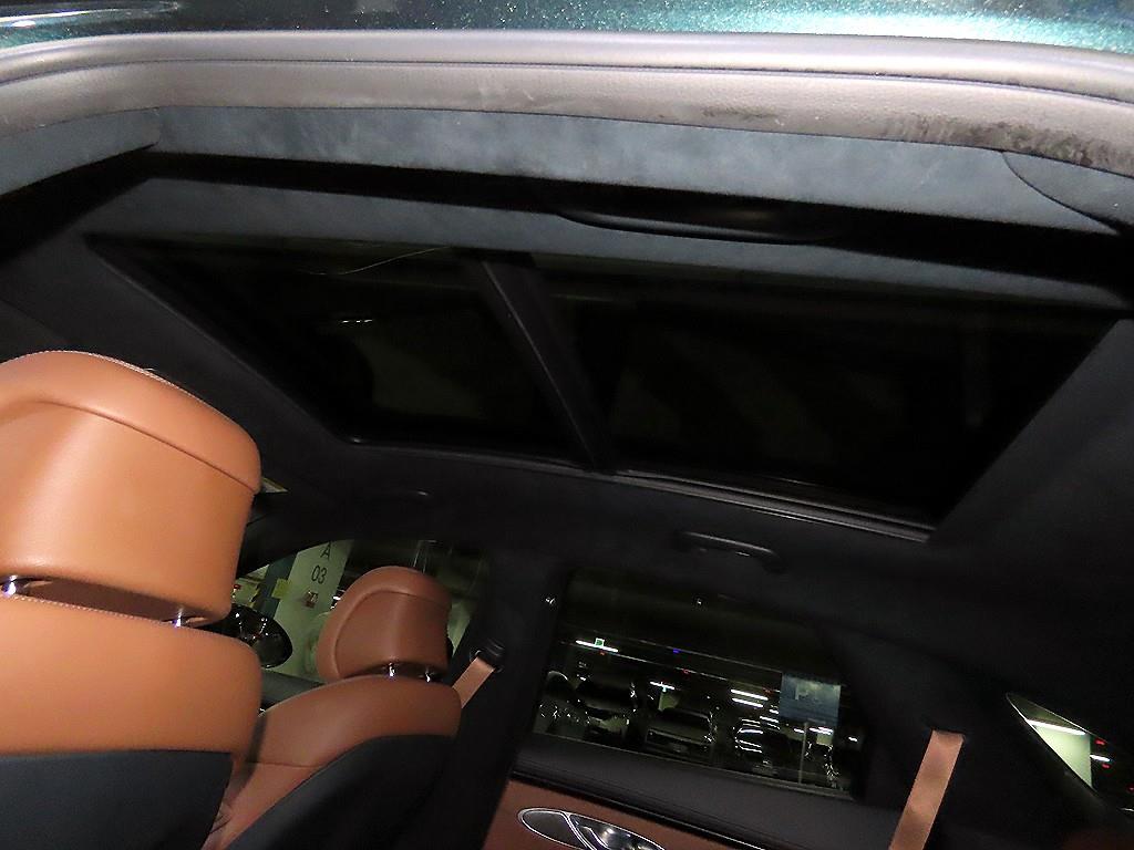 Genesis GV70 2023 Verde - Importación desde Corea - HF Imports Iquique - Foto 14