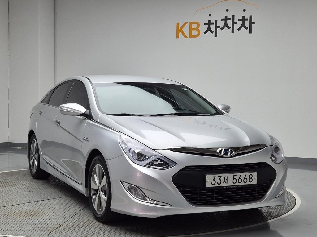 HYUNDAI Sonata - Vista 4