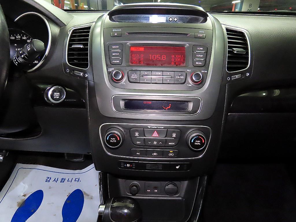 KIA Sorento - Vista 11