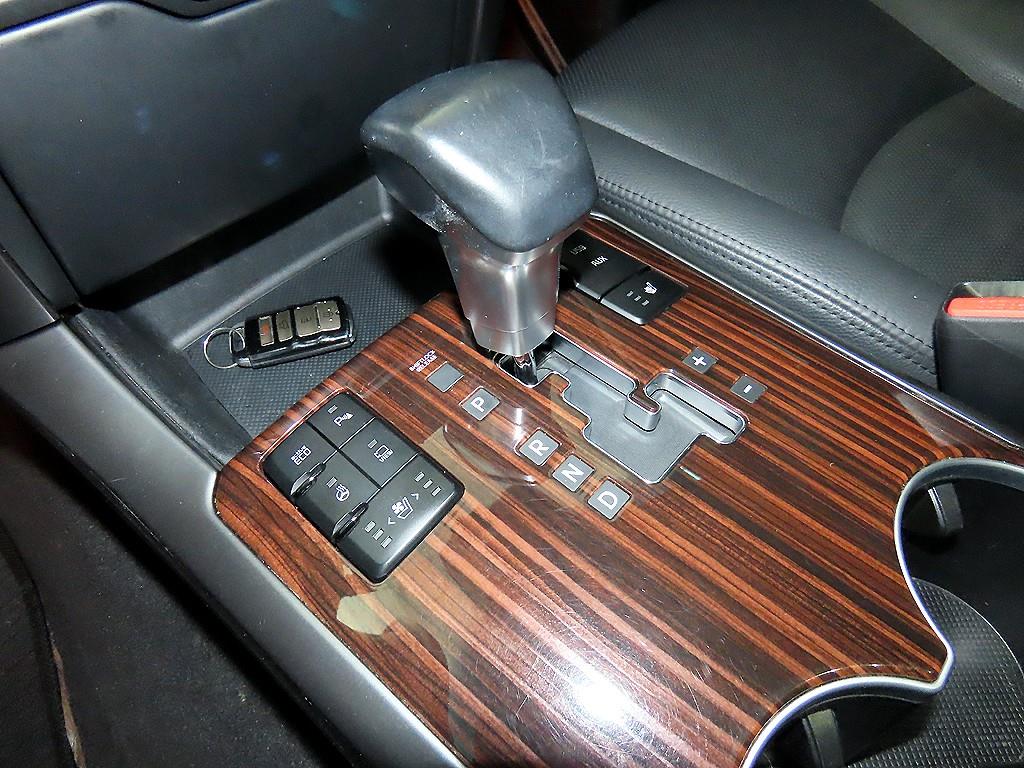 KIA Mohave - Vista 12