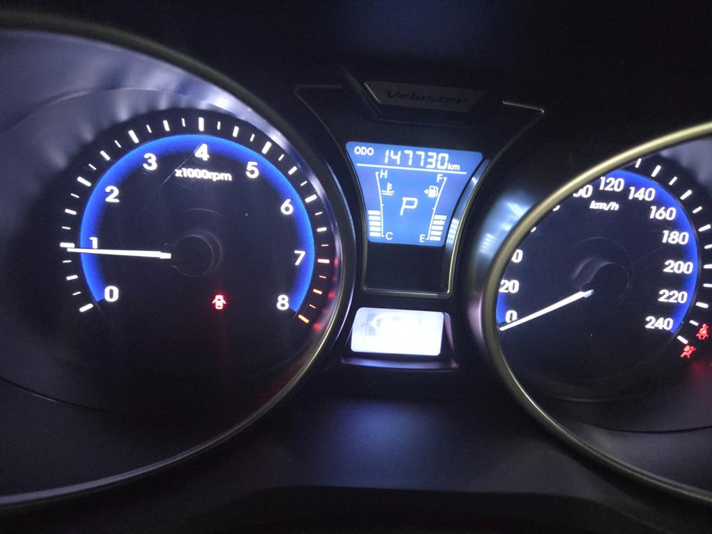 HYUNDAI Veloster - Vista 8