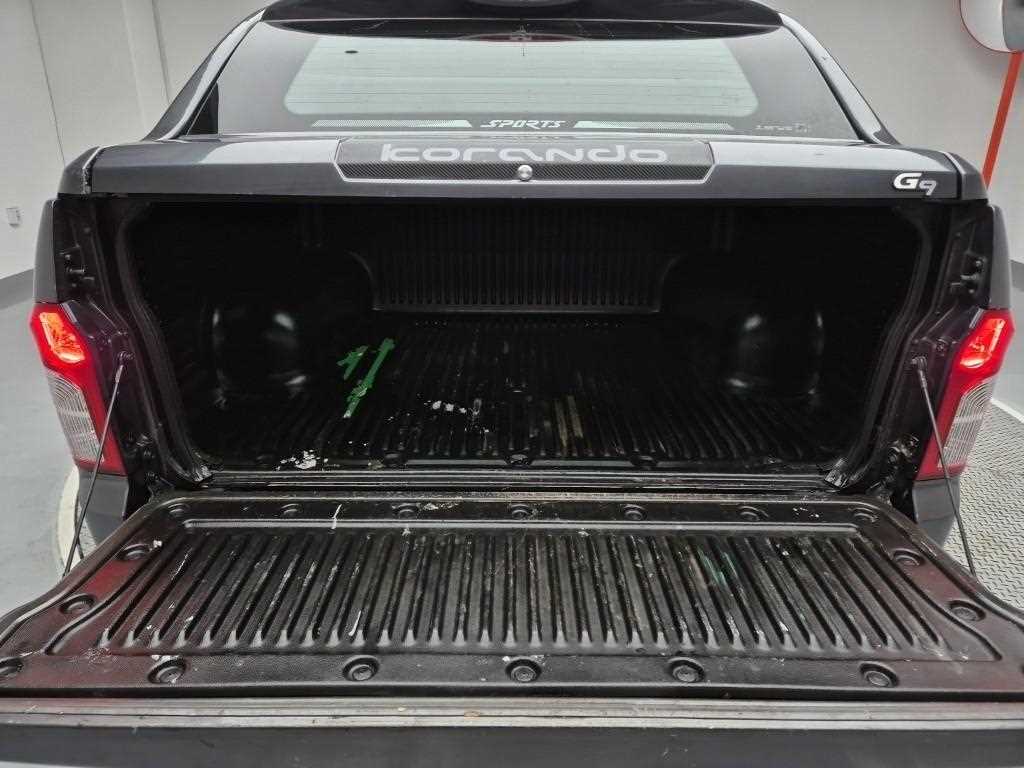 Ssangyong Korando 2018 Gris - Importación desde Corea - HF Imports Iquique - Foto 18