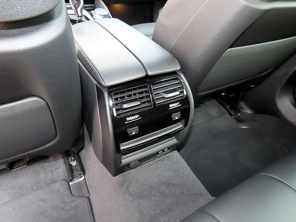 BMW 5 Series 2021 - Importación desde Corea - HF Imports Iquique - Foto 16