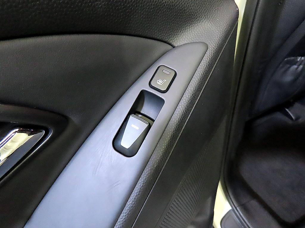 HYUNDAI Tucson 2012 Blanco - Importación desde Corea - HF Imports Iquique - Foto 16