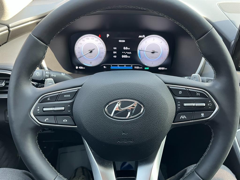 HYUNDAI Santa Fe 2023 Blanco - Importación desde Corea - HF Imports Iquique - Foto 13