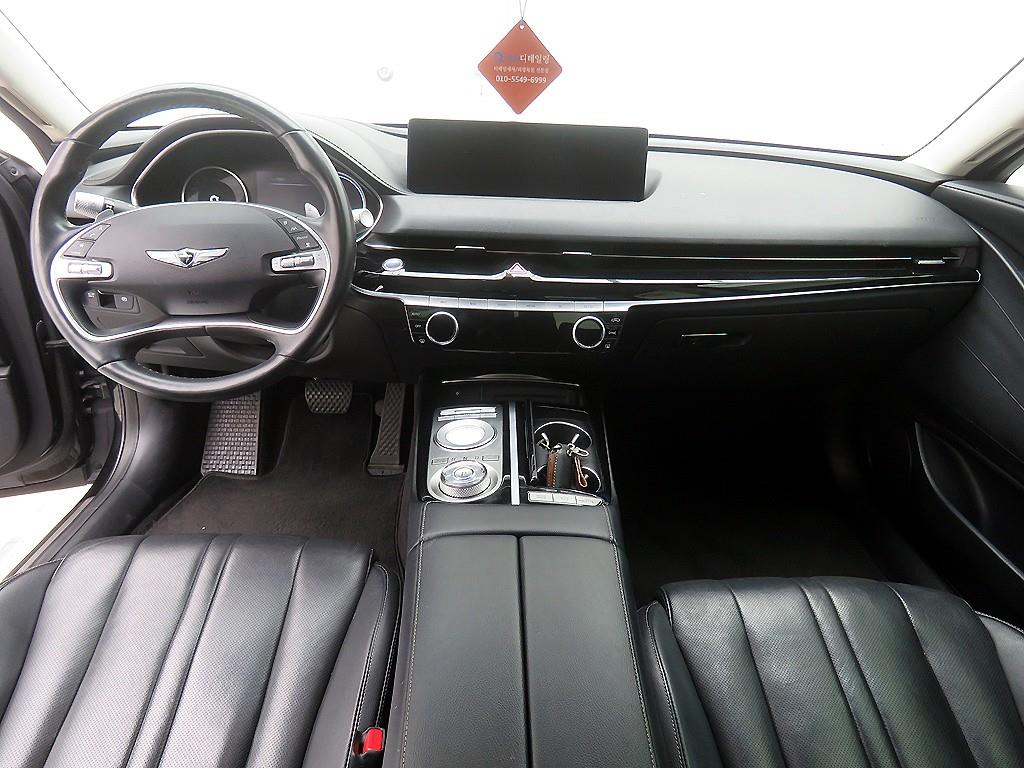 Genesis G80 - Vista 8