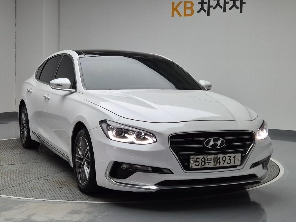 HYUNDAI Grandeur - Vista 3