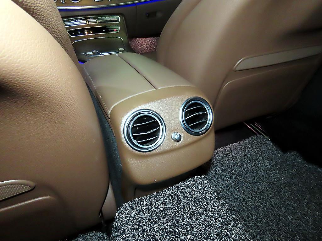 Mercedes Benz E class 2021 Azul - Importación desde Corea - HF Imports Iquique - Foto 15