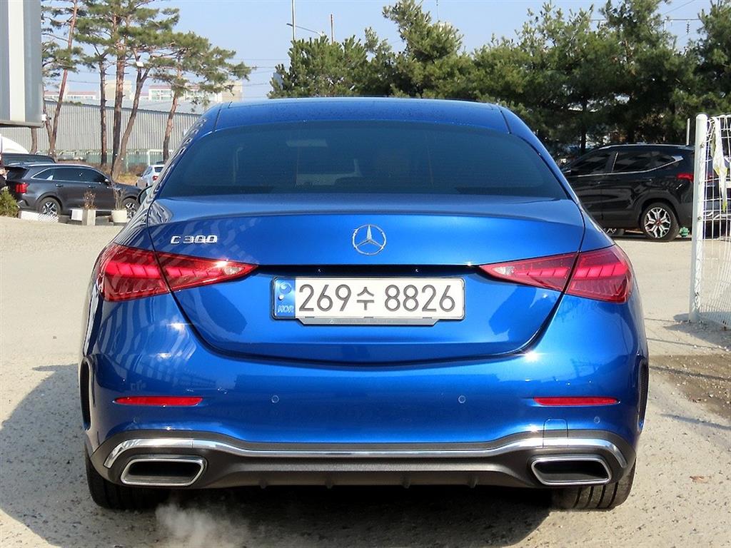 Mercedes Benz C Class - Vista 4