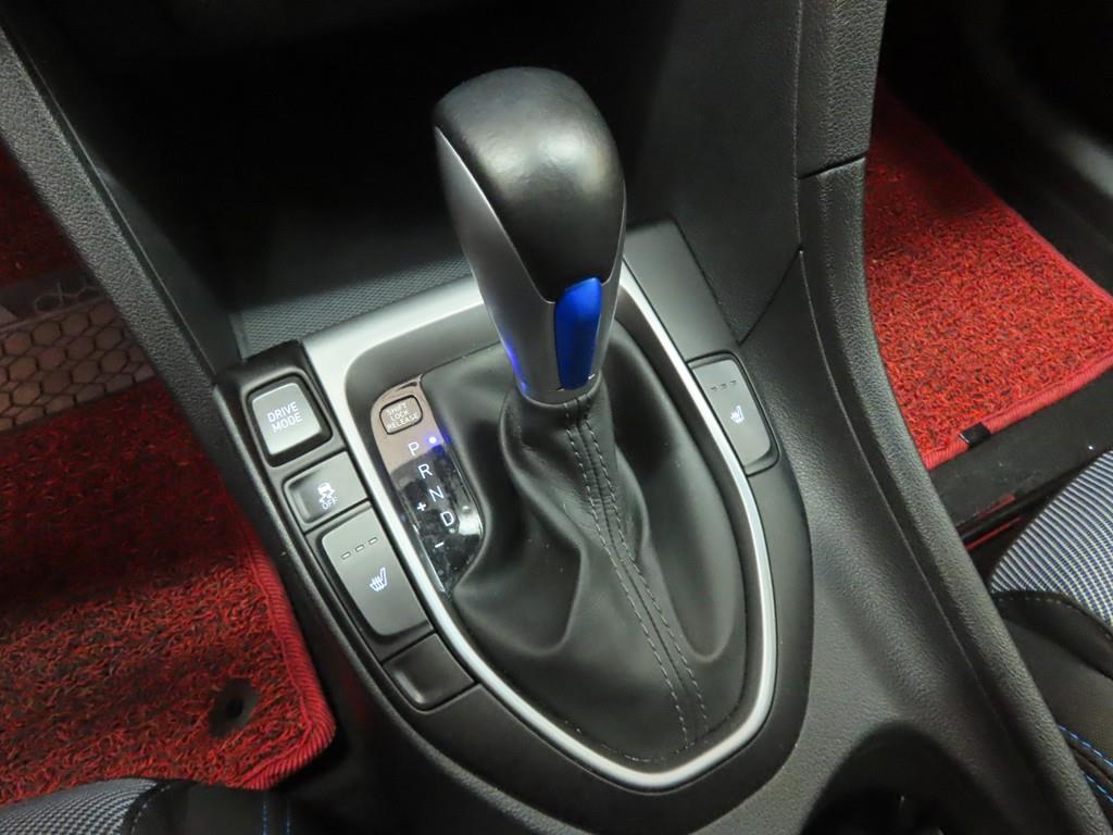 HYUNDAI Veloster 2018 - Importación desde Corea - HF Imports Iquique - Foto 13