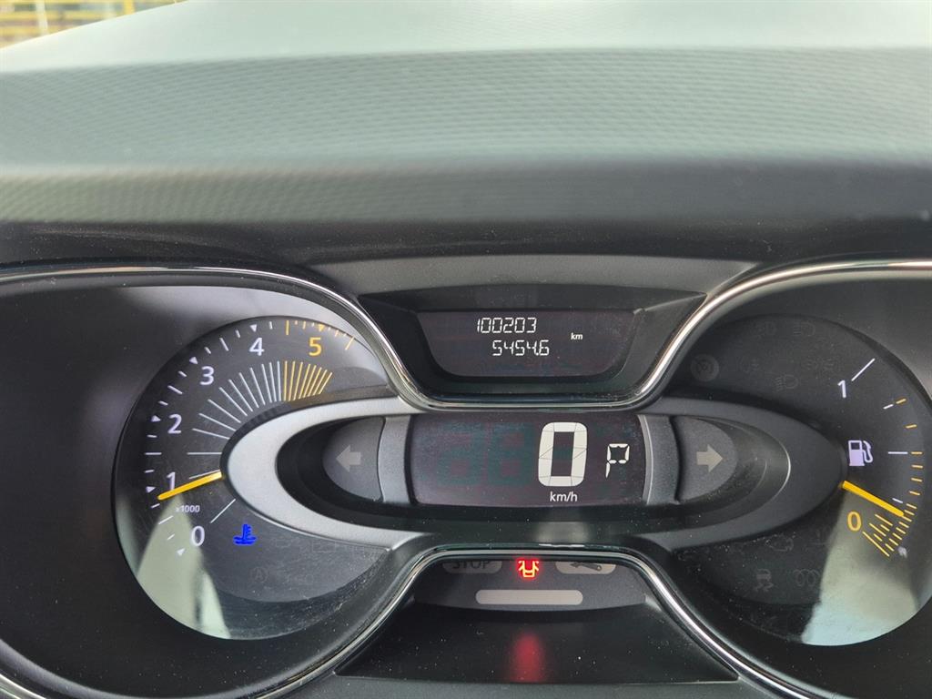 SAMSUNG QM3 - Vista 11