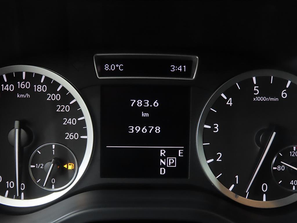 Infiniti Q - Vista 9