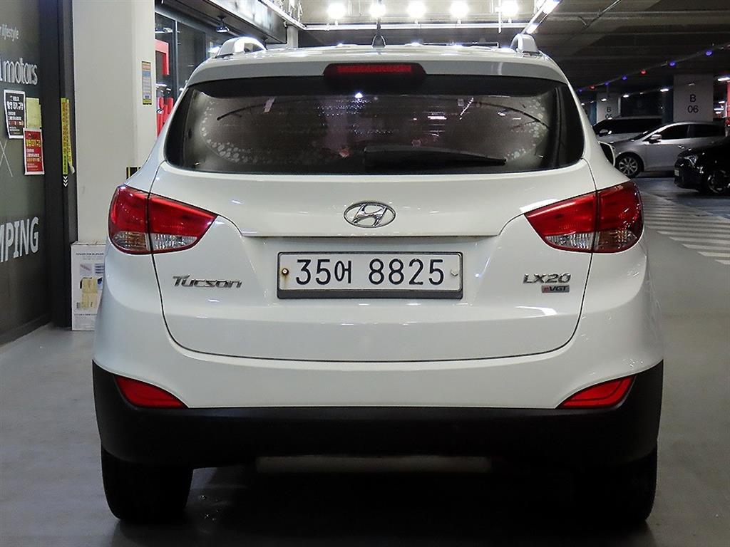 HYUNDAI Tucson - Vista 5