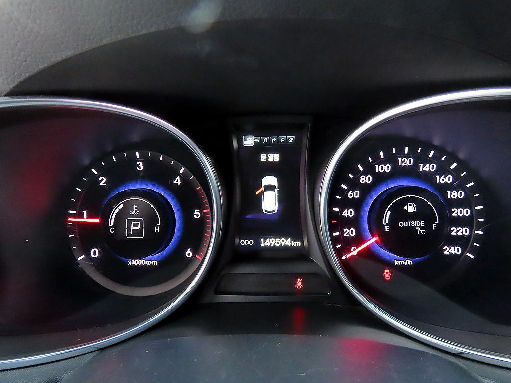 HYUNDAI Santa Fe - Vista 9