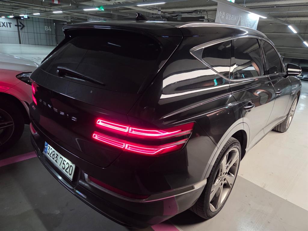 Genesis GV80 - Vista 5