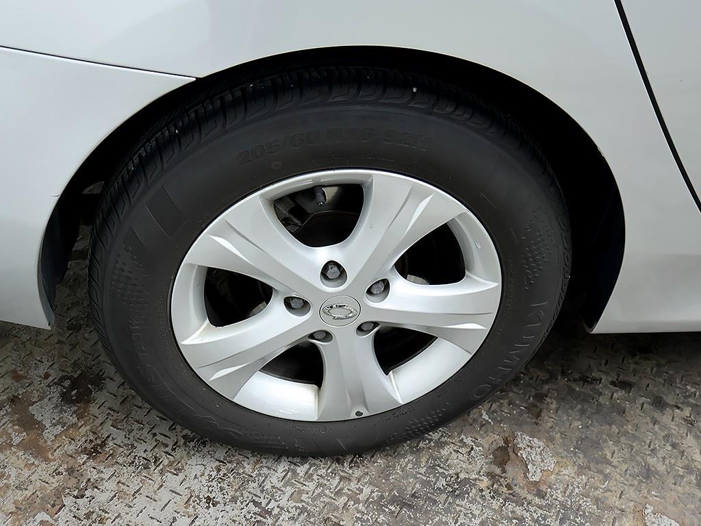 SAMSUNG SM5 2012 Gris - Importación desde Corea - HF Imports Iquique - Foto 7