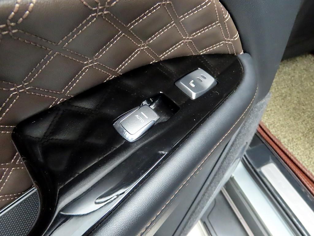 Ssangyong Rexton 2022 Gris - Importación desde Corea - HF Imports Iquique - Foto 16