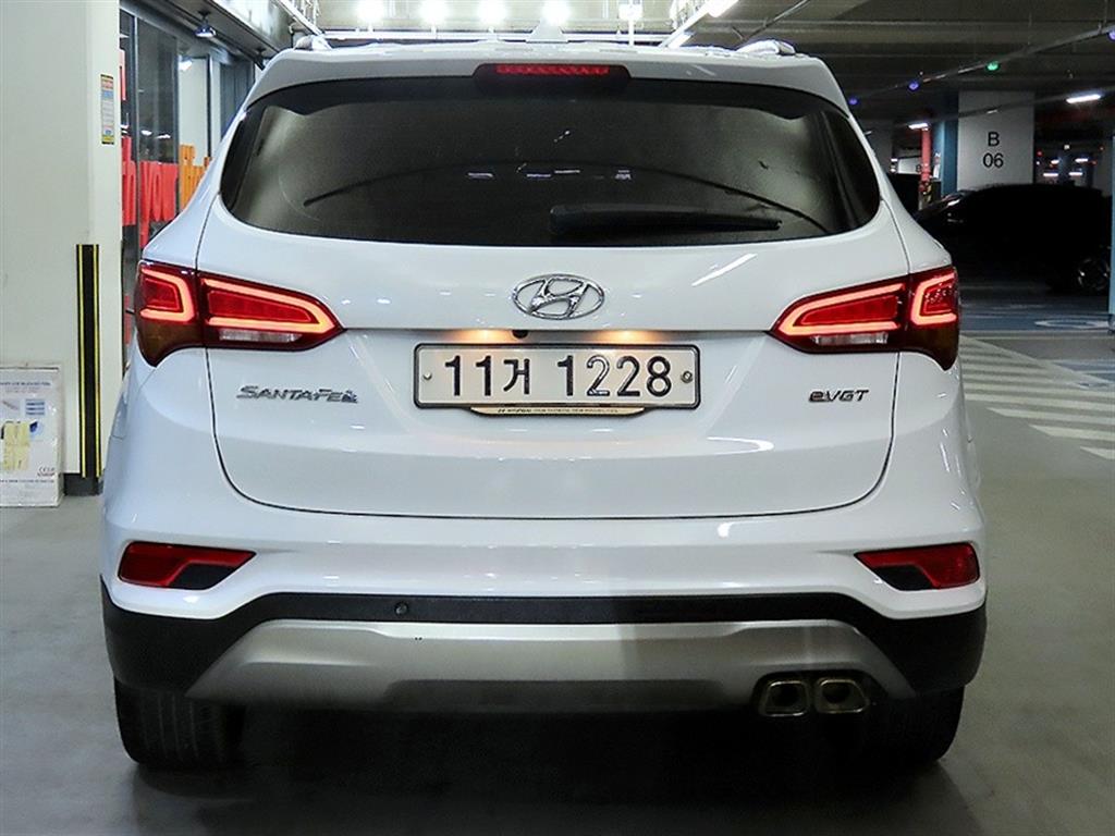 HYUNDAI Santa Fe - Vista 5