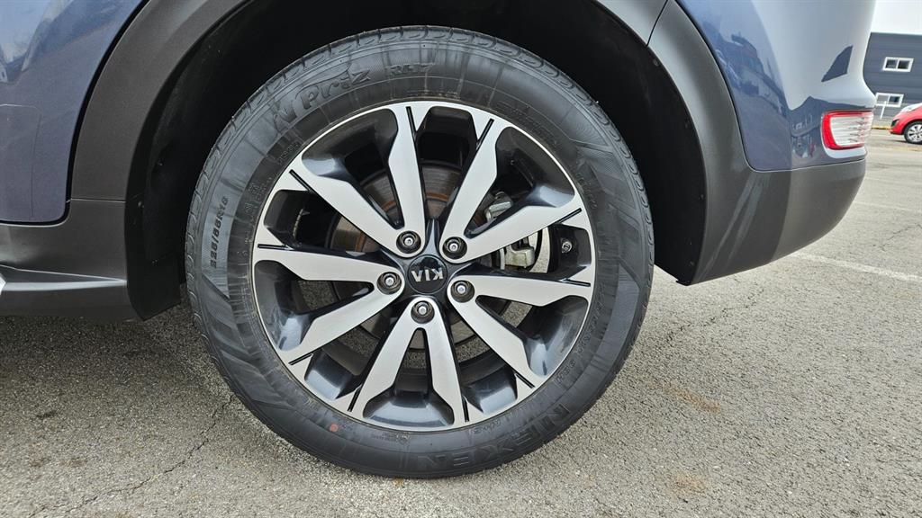 KIA Sportage - Vista 5