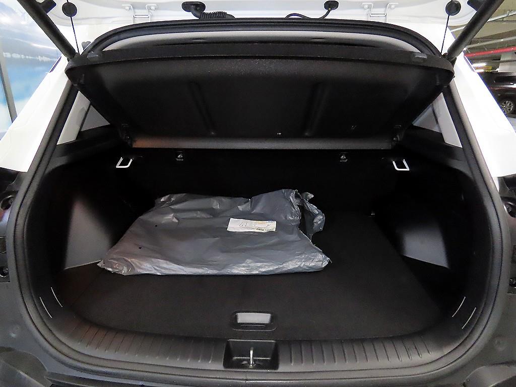 KIA Seltos 2024 Blanco - Importación desde Corea - HF Imports Iquique - Foto 17