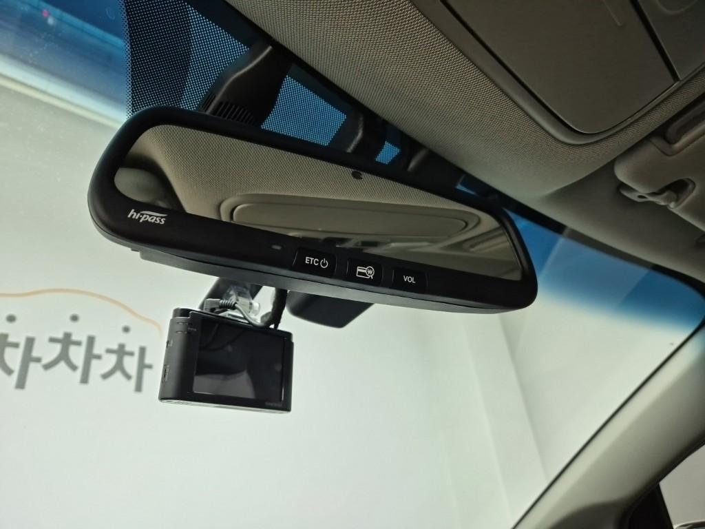 KIA Carnival 2018 Blanco - Importación desde Corea - HF Imports Iquique - Foto 17