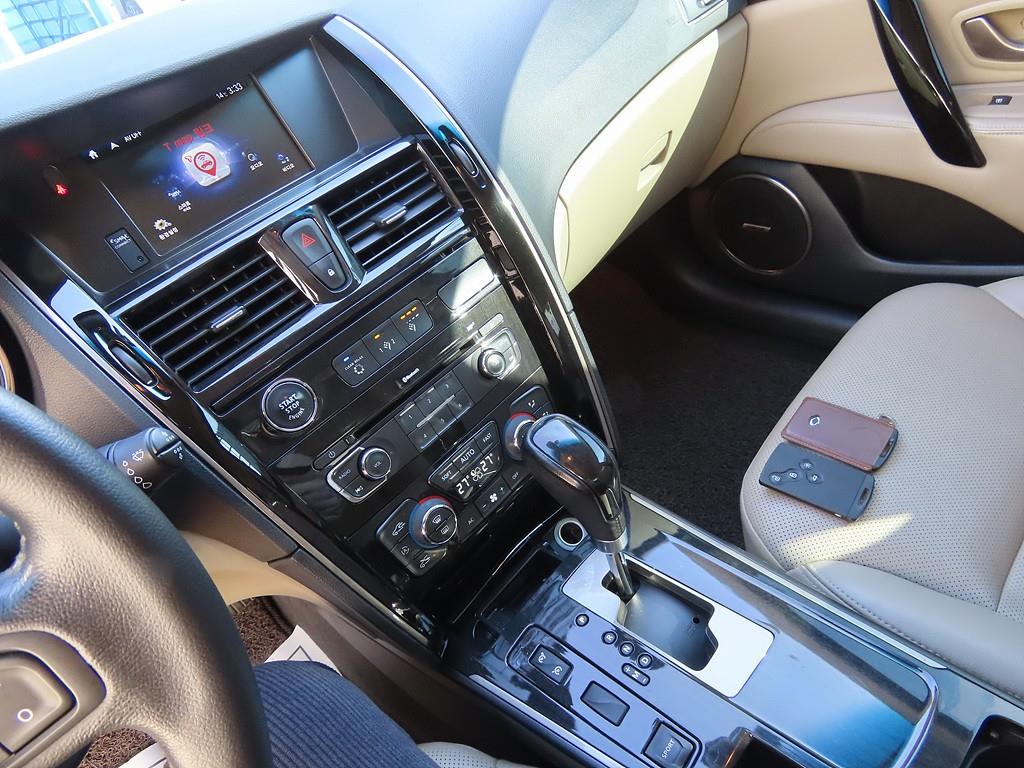 SAMSUNG SM7 - Vista 11