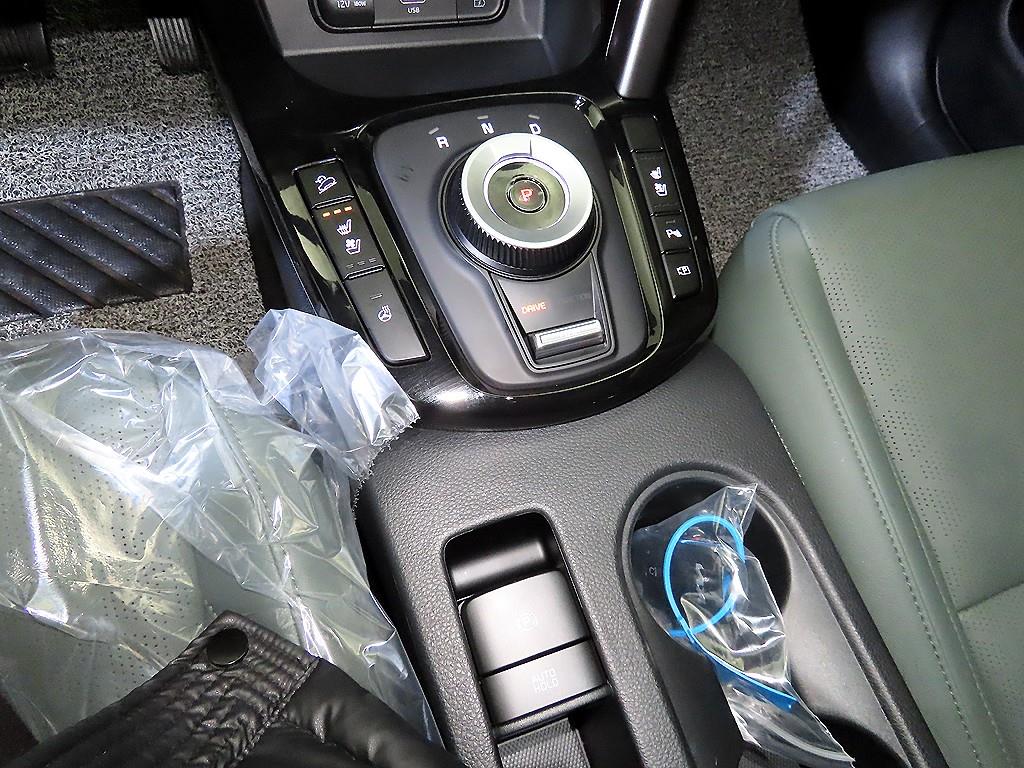 KIA Seltos - Vista 12