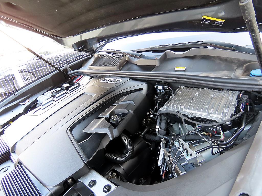 Audi Q8 2021 Gris - Importación desde Corea - HF Imports Iquique - Foto 19